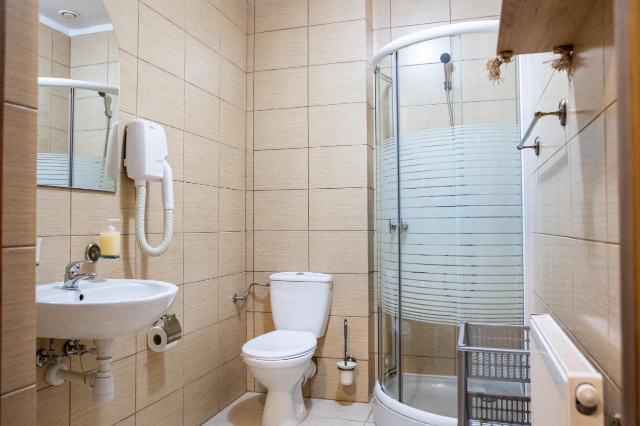 クロンク ザヤッツ ザムコヴェ シュロスガストホフ Bed & Breakfast エクステリア 写真
